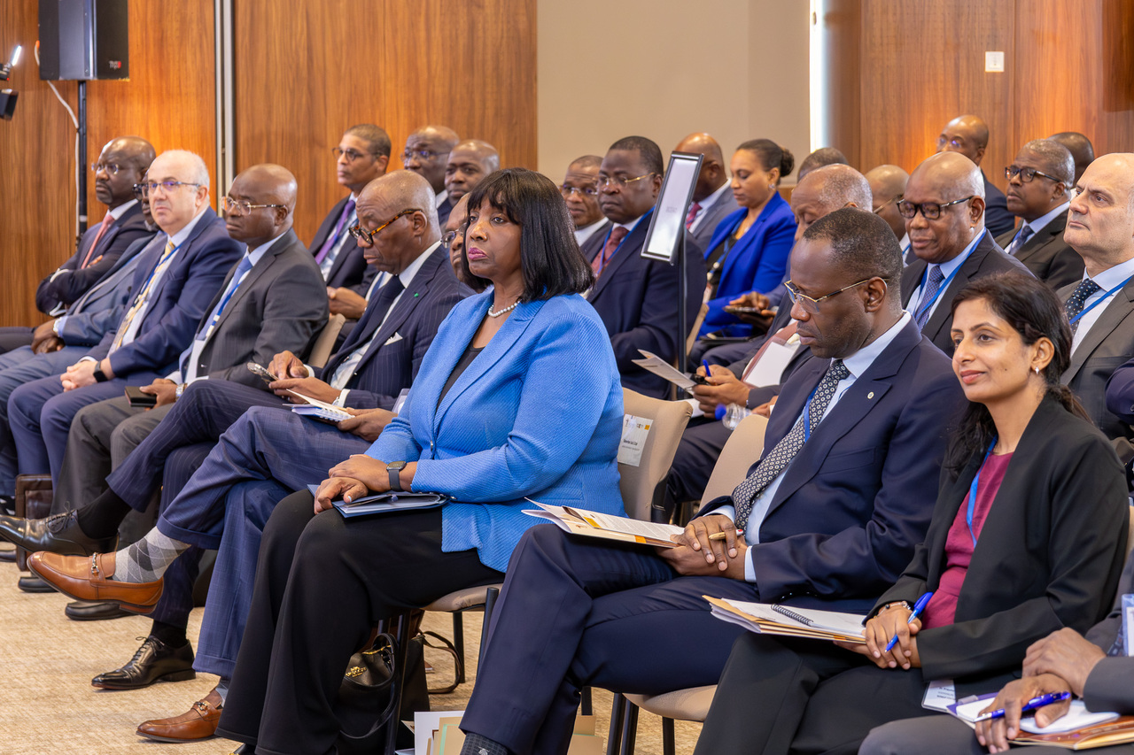 Communication introductive de Madame Lisa D. Cook sur le thème : « Les actifs numériques et leur utilisation sur les marchés financiers »