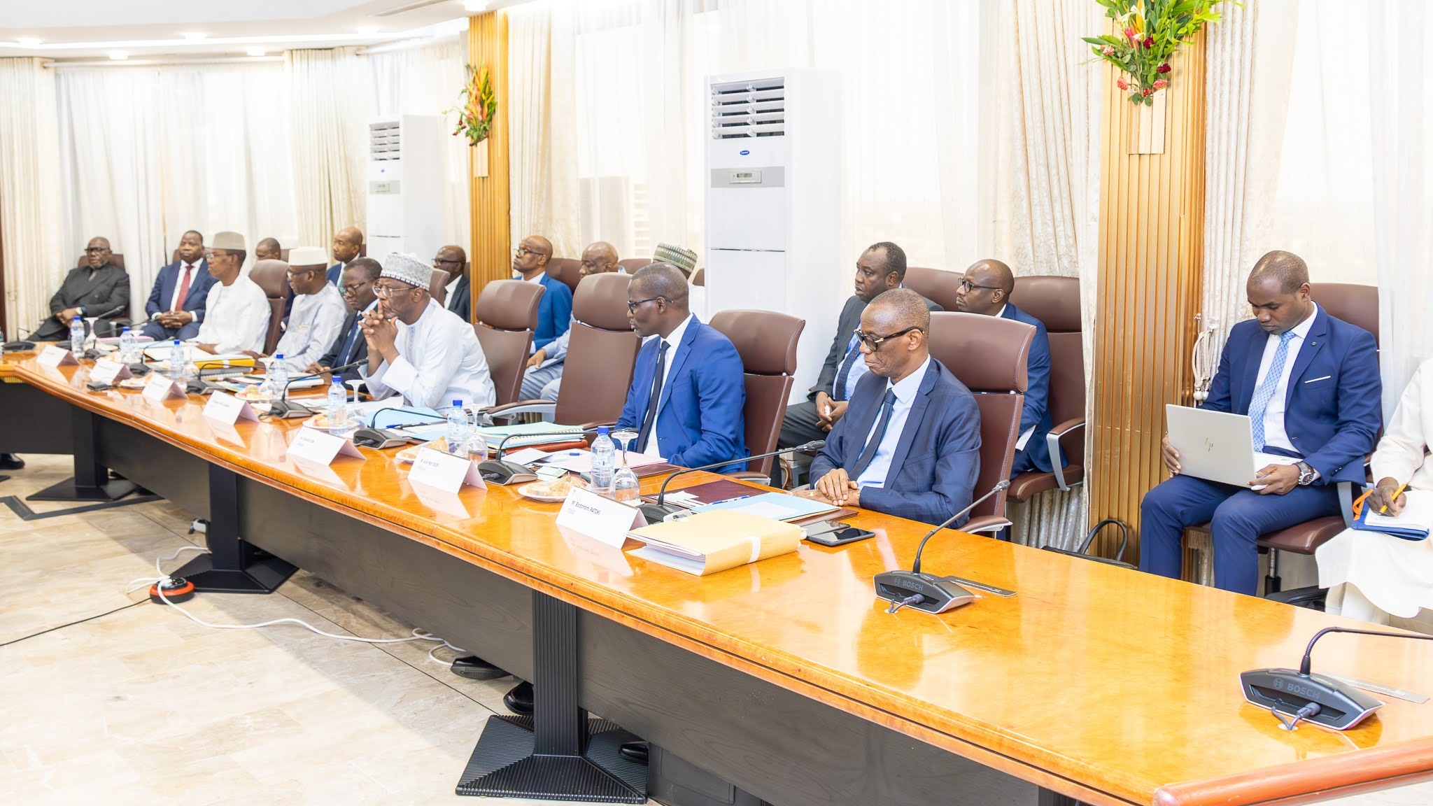 Session ordinaire du Conseil des Ministres de l'Union à Ouagadougou, au Burkina Faso, présidée par Monsieur Aboubakar NACANABO, Ministre de l’Economie et des Finances du Burkina Faso et Président du Conseil